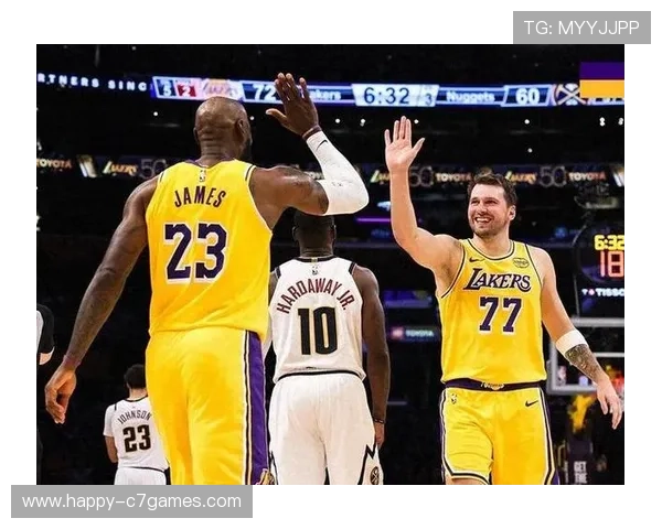 詹姆斯率湖人逆转勇士豪取五连胜冲击西部前三席位引热议全联盟焦点