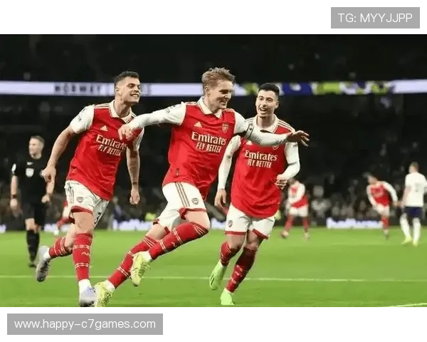 欧冠激战再起豪门争锋绿茵赛场上演巅峰对决